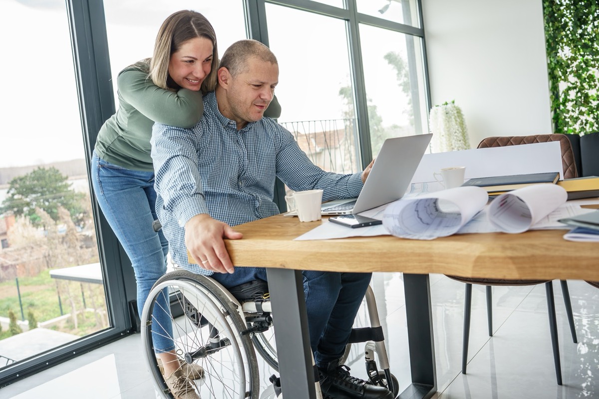 Qué subsidio es compatible con una pensión por incapacidad permanente total